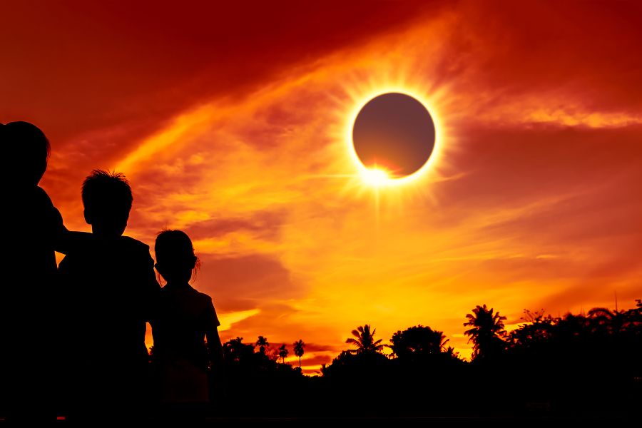 Eclipsa de soare în Berbec 8 Aprilie 2024